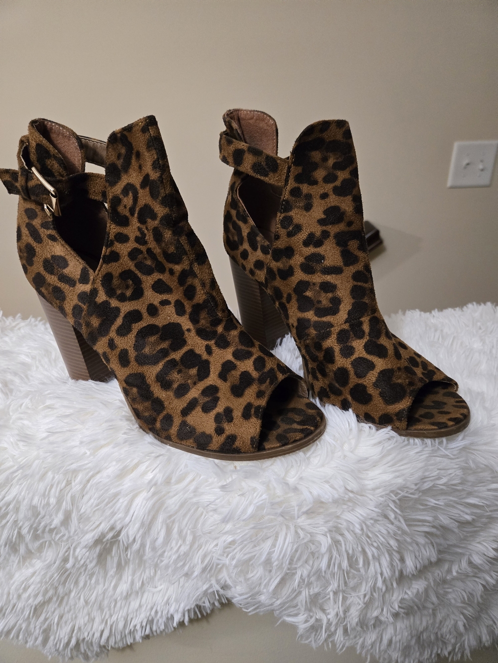 Leopard Print Peep-Toe Block Heel Ankle Booties - Brown